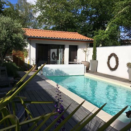 La Casa Bonita Bed & Breakfast Martignas-sur-Jalle Ngoại thất bức ảnh